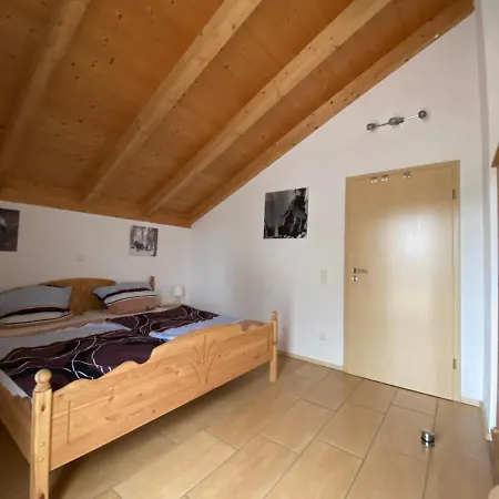Plattenstein Ferienhaus *